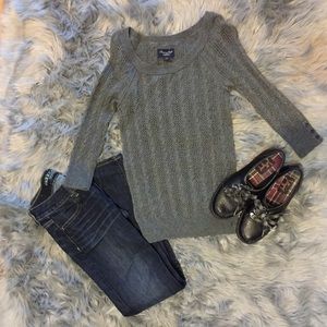 American Eagle gray 3/4 sleeve sweater